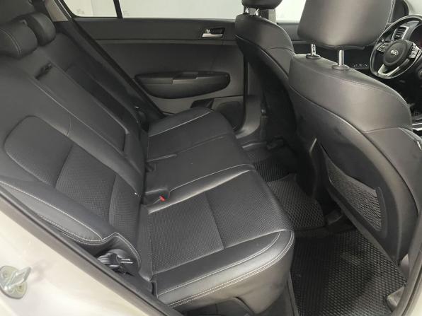 Kia Sportage IV Рестайлинг с пробегом 2018 года, цена 2 226 000 рублей, 130757 км, внедорожник, Автокод Объявления