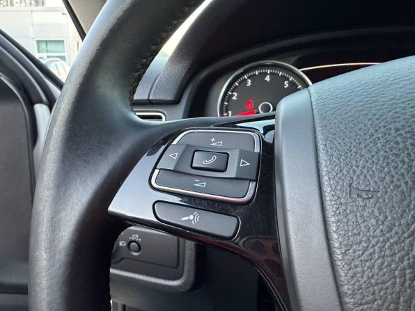 Volkswagen Touareg II с пробегом 2013 года, цена 1 895 000 рублей, 216000 км, внедорожник, Автокод Объявления