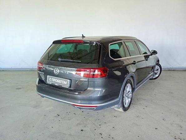 Volkswagen Passat B8 с пробегом 2018 года, цена 1 905 000 рублей, 276614 км, универсал, Автокод Объявления