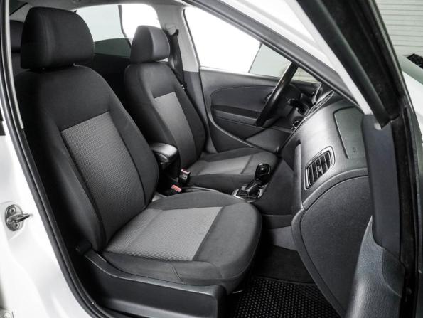 Volkswagen Polo V с пробегом 2012 года, цена 724 000 рублей, 208590 км, седан, Автокод Объявления