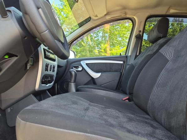 Renault Sandero I с пробегом 2012 года, цена 595 000 рублей, 238651 км, хэтчбек, Автокод Объявления