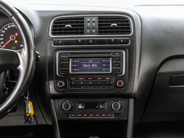Volkswagen Polo V с пробегом 2013 года, цена 728 000 рублей, 237088 км, седан, Автокод Объявления