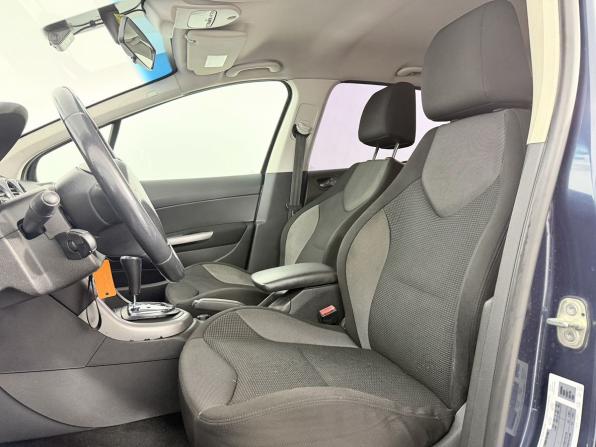 Peugeot 308 I Рестайлинг с пробегом 2012 года, цена 579 000 рублей, 376000 км, хэтчбек, Автокод Объявления