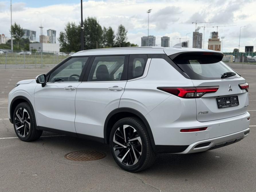 Mitsubishi Outlander IV Казань  - изображение 4