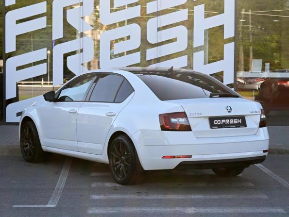 Skoda Octavia III (A7) Рестайлинг с пробегом 2020 года, цена 1 624 410 рублей, 173542 км, лифтбек, Автокод Объявления