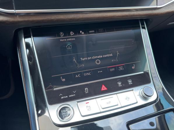 Audi Q7 II (4M) Рестайлинг 2 с пробегом 2024 года, цена 8 600 000 рублей, 6500 км, внедорожник, Автокод Объявления