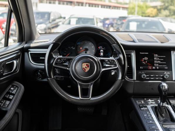 Porsche Macan I с пробегом 2016 года, цена 3 399 000 рублей, 143549 км, внедорожник, Автокод Объявления
