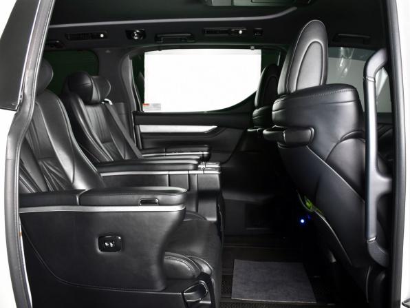 Toyota Alphard III Рестайлинг с пробегом 2019 года, цена 4 399 995 рублей, 168229 км, минивэн, Автокод Объявления