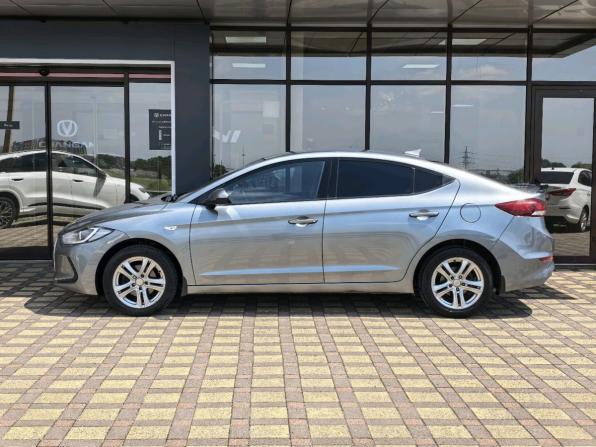 Hyundai Elantra VI (AD) с пробегом 2018 года, цена 1 287 000 рублей, 169680 км, седан, Автокод Объявления