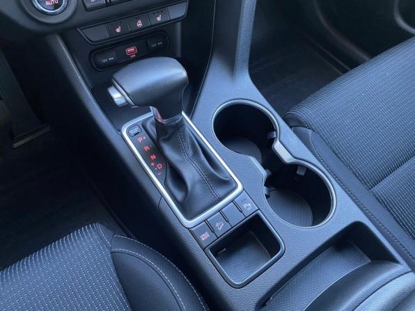 Kia Sportage IV Рестайлинг с пробегом 2022 года, цена 2 549 000 рублей, 38773 км, внедорожник, Автокод Объявления