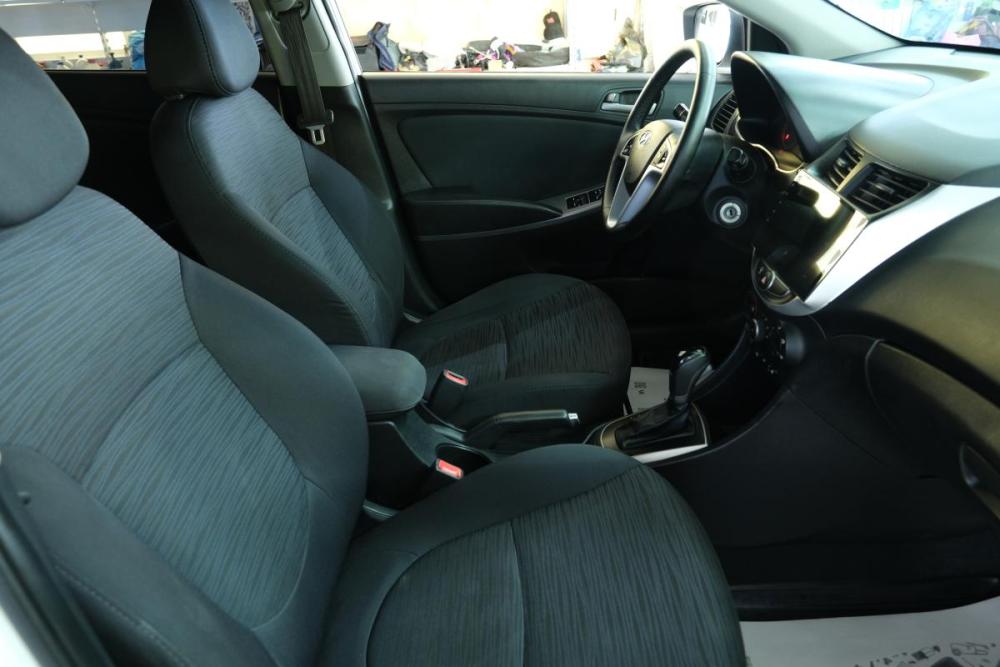 Hyundai Solaris I Рестайлинг Омск  - изображение 18
