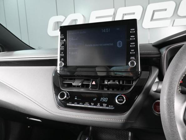 Toyota Corolla XII (E210) с пробегом 2021 года, цена 2 279 000 рублей, 48426 км, универсал, Автокод Объявления