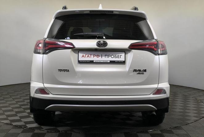 Toyota RAV4 IV (XA40) Рестайлинг с пробегом 2017 года, цена 2 620 000 рублей, 137000 км, внедорожник, Автокод Объявления