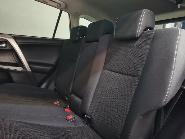 Toyota RAV4 IV (XA40) Рестайлинг с пробегом 2015 года, цена 2 390 000 рублей, 121201 км, внедорожник, Автокод Объявления