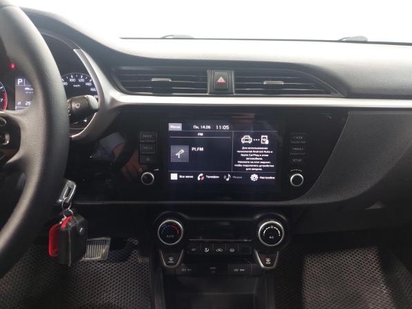 Kia Rio IV Рестайлинг с пробегом 2021 года, цена 1 635 000 рублей, 59349 км, седан, Автокод Объявления