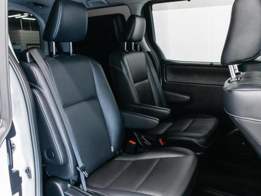 Toyota Esquire I Красноярск  - изображение 28