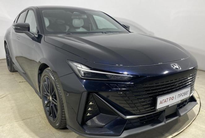 Changan UNI-V I с пробегом 2023 года, цена 2 080 000 рублей, 56015 км, лифтбек, Автокод Объявления
