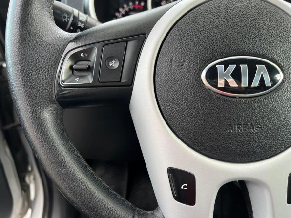 Kia Venga I с пробегом 2012 года, цена 750 000 рублей, 225614 км, минивэн, Автокод Объявления