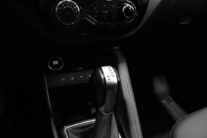 Renault Kaptur I Рестайлинг с пробегом 2021 года, цена 1 625 000 рублей, 114649 км, внедорожник, Автокод Объявления