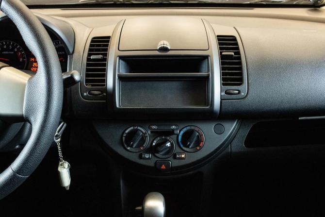 Nissan Note I Рестайлинг с пробегом 2013 года, цена 739 000 рублей, 128418 км, хэтчбек, Автокод Объявления