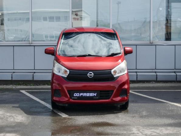 Nissan Dayz I Рестайлинг с пробегом 2017 года, цена 590 000 рублей, 76182 км, хэтчбек, Автокод Объявления
