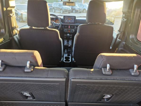 Suzuki Jimny IV с пробегом 2021 года, цена 2 720 500 рублей, 38671 км, внедорожник, Автокод Объявления