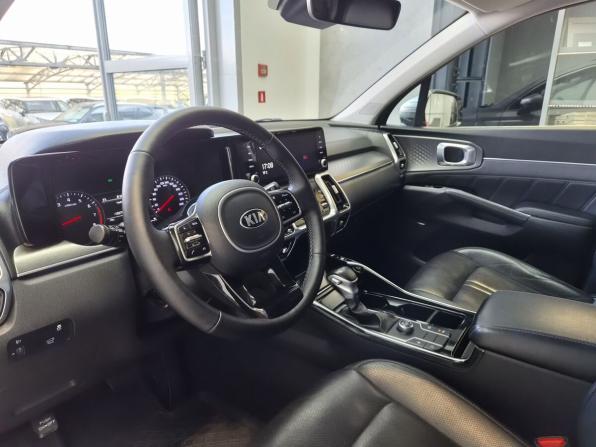 Kia Sorento IV с пробегом 2021 года, цена 3 300 000 рублей, 105000 км, внедорожник, Автокод Объявления