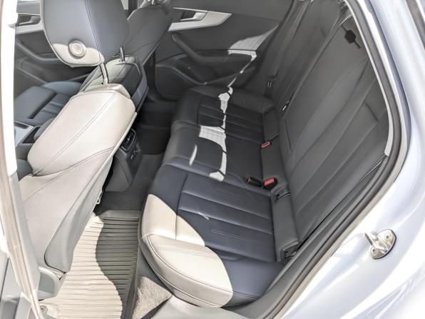 Audi A4 V (B9) Рестайлинг с пробегом 2022 года, цена 3 495 000 рублей, 56327 км, седан, Автокод Объявления