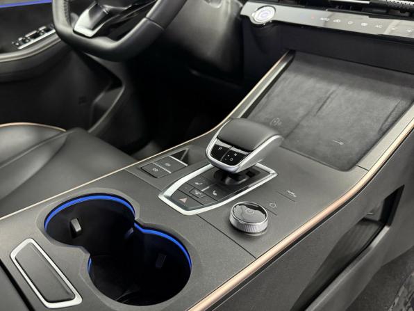 Omoda C5 I с пробегом 2024 года, цена 2 272 400 рублей, 8336 км, внедорожник, Автокод Объявления