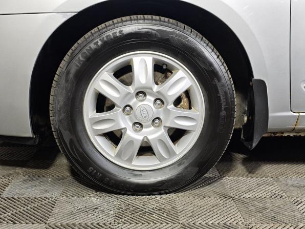 Kia Carens II (UN) с пробегом 2011 года, цена 521 000 рублей, 219771 км, компактвэн, Автокод Объявления