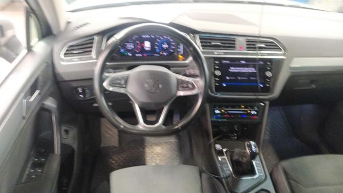 Volkswagen Tiguan II Рестайлинг с пробегом 2021 года, цена 2 350 000 рублей, 116984 км, внедорожник, Автокод Объявления