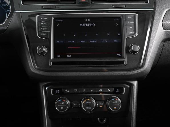 Volkswagen Tiguan II с пробегом 2017 года, цена 2 579 000 рублей, 131348 км, внедорожник, Автокод Объявления
