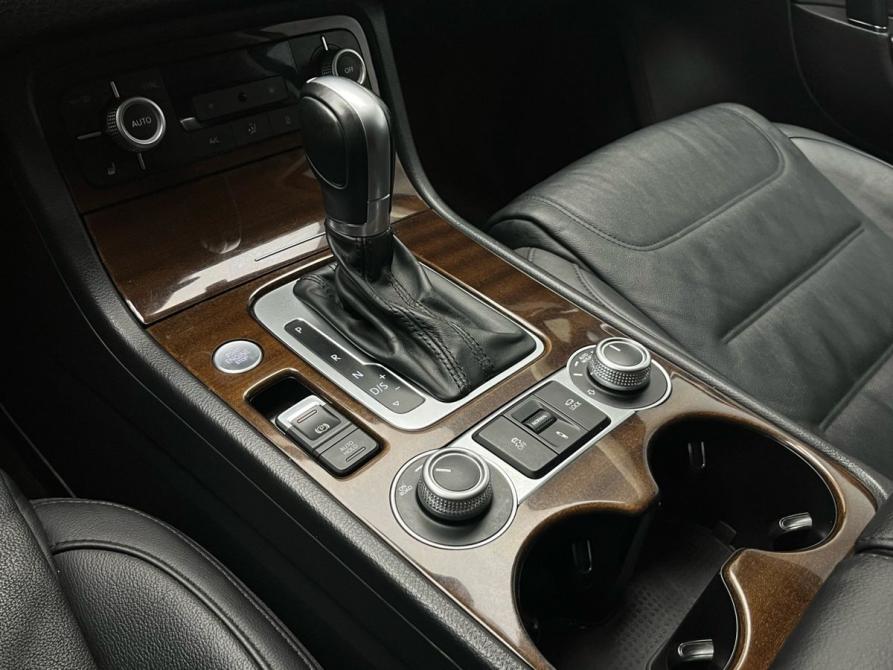 Volkswagen Touareg II Рестайлинг Мурманск  - изображение 23