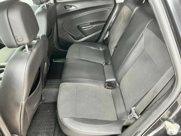 Opel Astra J Рестайлинг с пробегом 2012 года, цена 590 000 рублей, 304265 км, седан, Автокод Объявления