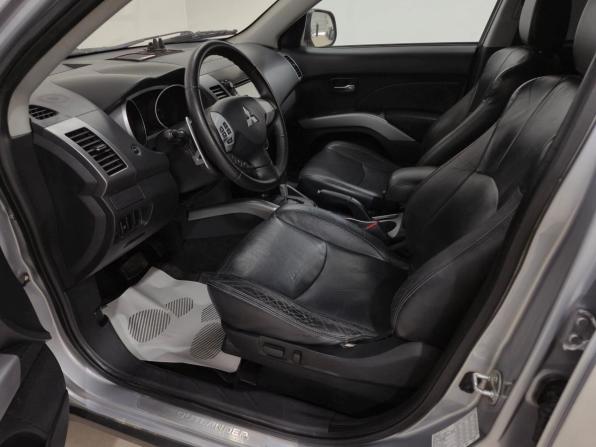 Mitsubishi Outlander II с пробегом 2008 года, цена 933 000 рублей, 245496 км, внедорожник, Автокод Объявления