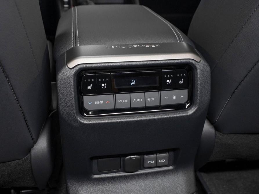 Toyota Land Cruiser Prado 250 Series Москва  - изображение 16