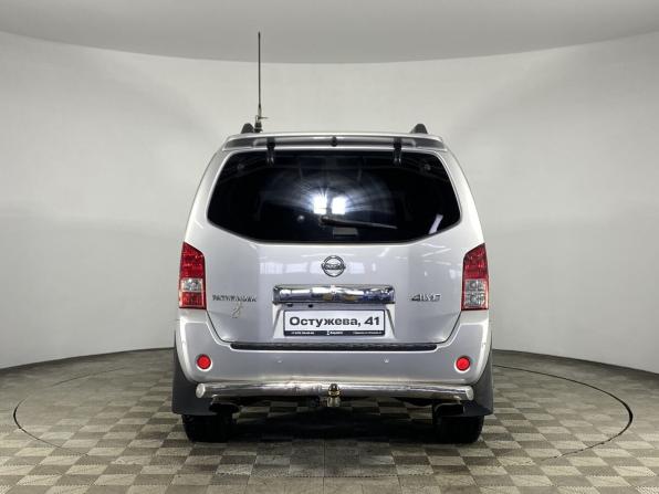 Nissan Pathfinder III с пробегом 2005 года, цена 980 000 рублей, 412385 км, внедорожник, Автокод Объявления