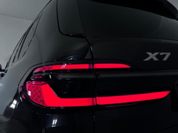 BMW X7 I (G07) Рестайлинг с пробегом 2025 года, цена 16 099 000 рублей, 3905 км, внедорожник, Автокод Объявления