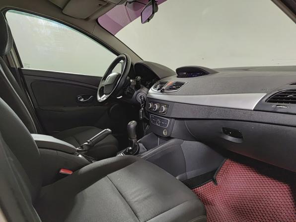 Renault Fluence I с пробегом 2011 года, цена 550 000 рублей, 212054 км, седан, Автокод Объявления