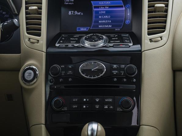 Infiniti QX70 с пробегом 2014 года, цена 2 498 000 рублей, 128606 км, внедорожник, Автокод Объявления