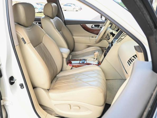 Infiniti QX70 с пробегом 2017 года, цена 2 047 000 рублей, 231877 км, внедорожник, Автокод Объявления