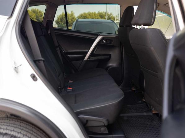 Toyota RAV4 IV (XA40) Рестайлинг с пробегом 2017 года, цена 2 350 000 рублей, 200671 км, внедорожник, Автокод Объявления