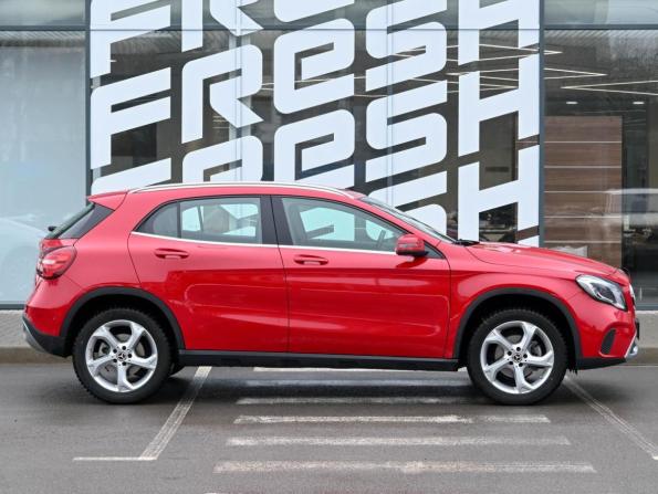 Mercedes-Benz GLA I (X156) Рестайлинг с пробегом 2019 года, цена 2 599 000 рублей, 47180 км, внедорожник, Автокод Объявления