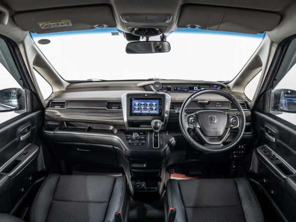 Honda Freed II Рестайлинг с пробегом 2020 года, цена 1 570 000 рублей, 57673 км, компактвэн, Автокод Объявления