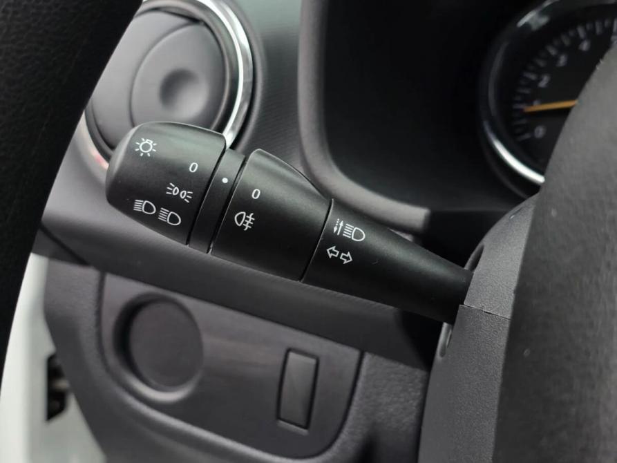Renault Logan II Рестайлинг Санкт-Петербург  - изображение 9