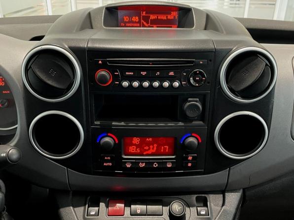 Peugeot Partner II Рестайлинг 2 с пробегом 2018 года, цена 1 090 000 рублей, 164373 км, минивэн, Автокод Объявления