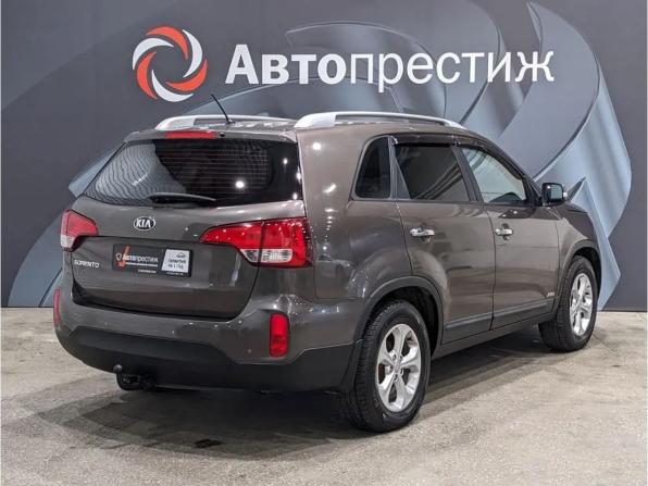 Kia Sorento II Рестайлинг с пробегом 2013 года, цена 1 549 000 рублей, 196000 км, внедорожник, Автокод Объявления