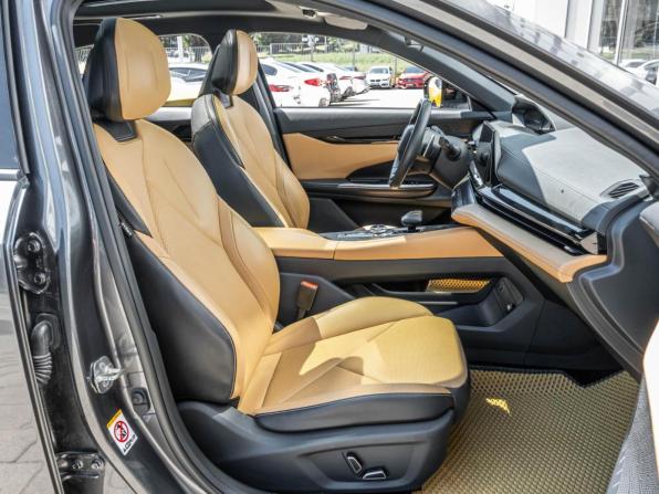 Changan UNI-V I с пробегом 2022 года, цена 2 025 000 рублей, 79829 км, лифтбек, Автокод Объявления