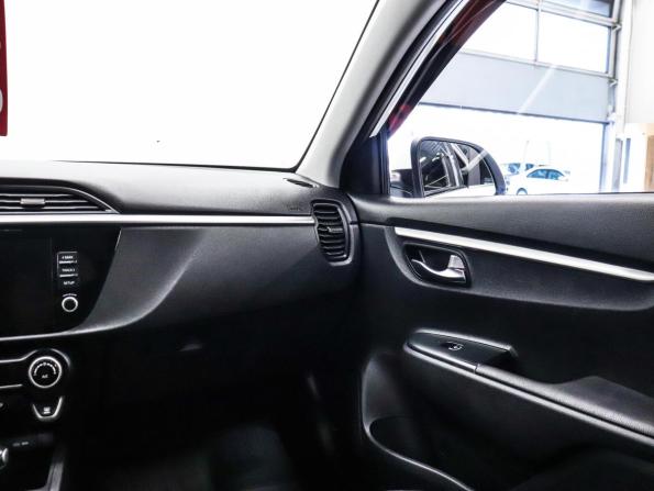 Kia Rio IV Рестайлинг с пробегом 2020 года, цена 1 579 000 рублей, 93240 км, хэтчбек, Автокод Объявления