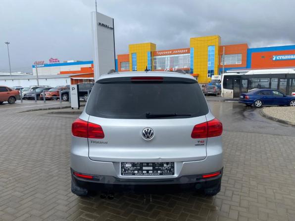 Volkswagen Tiguan I Рестайлинг с пробегом 2012 года, цена 1 000 000 рублей, 179484 км, внедорожник, Автокод Объявления